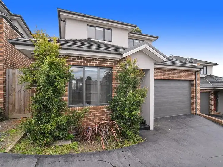 Second view of Homely townhouse listing, 2/12 Braeside Avenue, Ringwood East VIC 3135