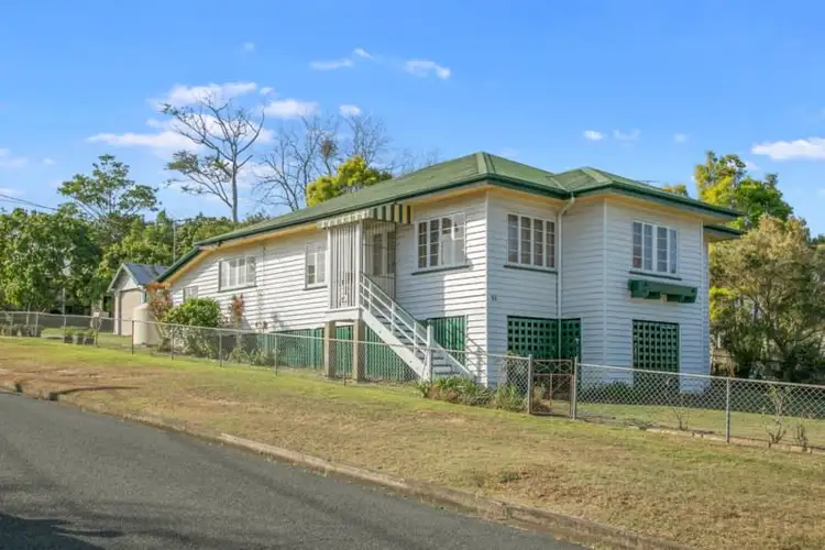 98 Plimsoll Street, Greenslopes QLD 4120