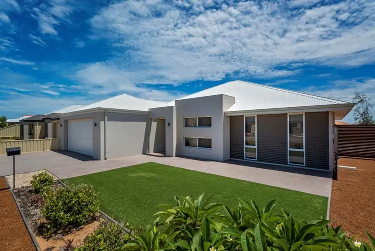 Third view of Homely house listing, 6 Crusader Heights, Wandina WA 6530