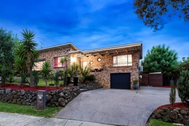 10 Atkinson Street, Chadstone VIC 3148