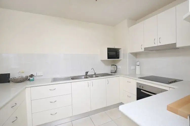 Fifth view of Homely unit listing, 2/91 Iluka Avenue, Buddina QLD 4575