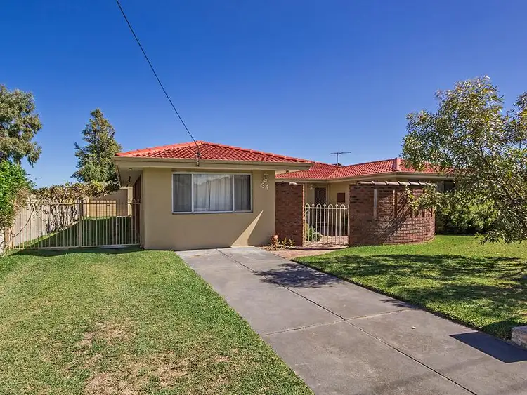 34 Hawker Street, Safety Bay WA 6169