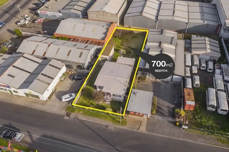 2 Maxwell Avenue, Belmont VIC 3216