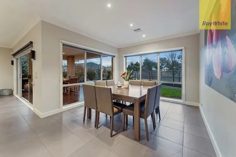 Sixth view of Homely house listing, 5 Blackbird Terrace, Craigieburn VIC 3064
