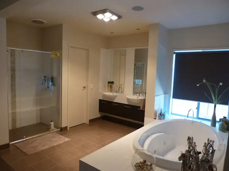 Sixth view of Homely house listing, 7 Westin Place, Echuca VIC 3564