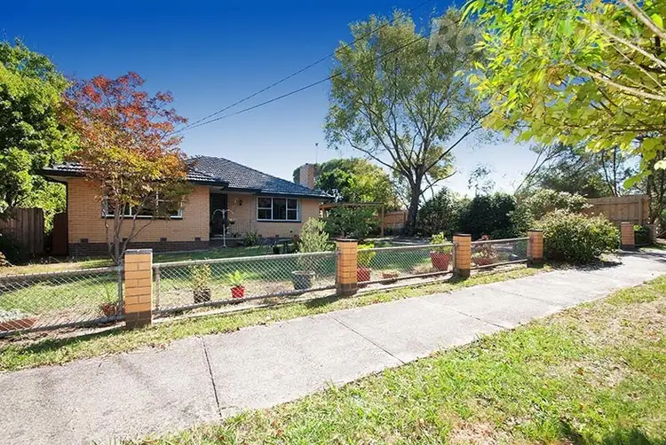 Second view of Homely house listing, 4 GORDON Street, Croydon VIC 3136