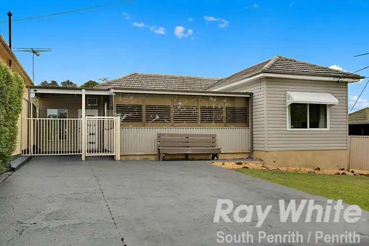 38 Penrose Crescent, South Penrith NSW 2750