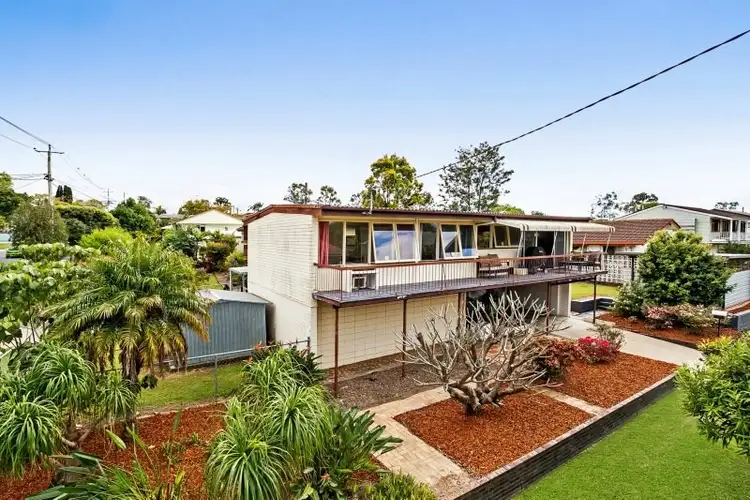 4 Ingham Street, Oxley QLD 4075