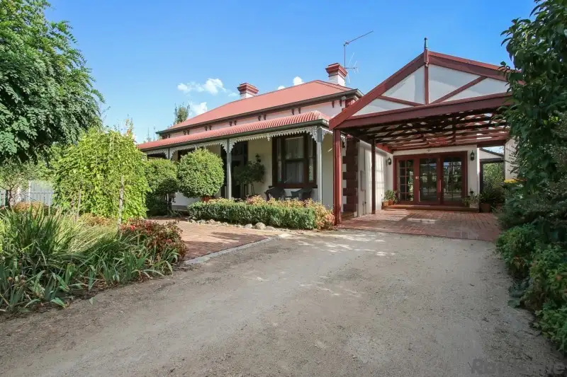 Main view of Homely house listing, 10 Benson Street, Benalla VIC 3672
