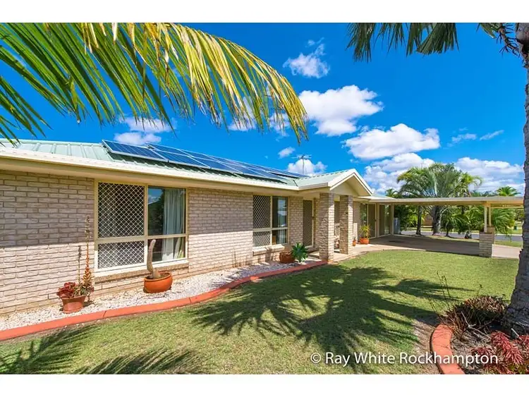 8 Hoffmann Street, Norman Gardens QLD 4701