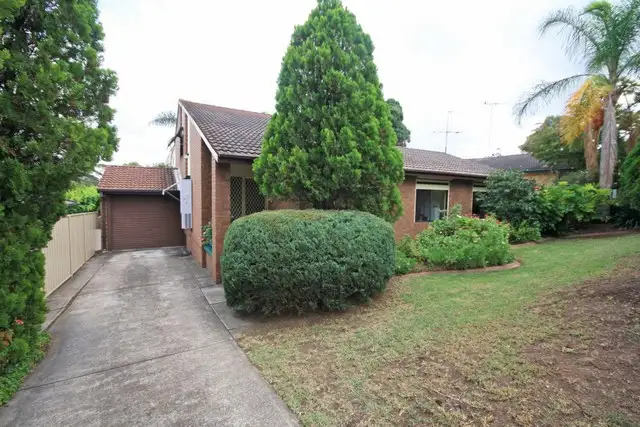 232 Eagleview Road, Minto NSW 2566