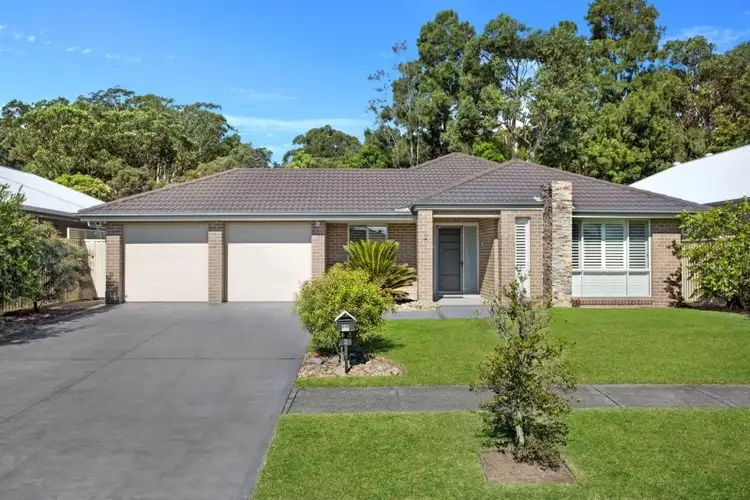 2 Woodstork Close, Tumbi Umbi NSW 2261