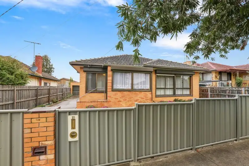 Main view of Homely house listing, 10 Jedda Street, Bell Post Hill VIC 3215