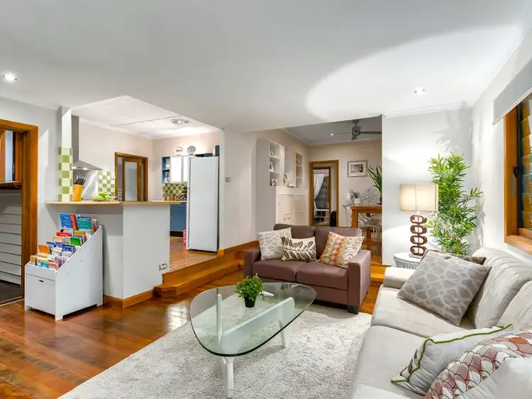 23 Clarendon Street, East Brisbane QLD 4169