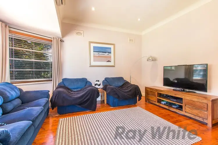 Fourth view of Homely house listing, 19 Highfields Parade, Highfields NSW 2289
