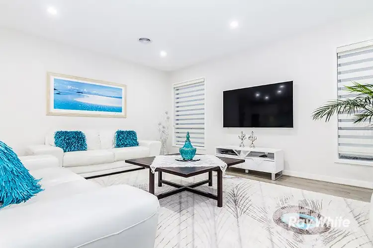 Fifth view of Homely house listing, 19 Sunline Way, Lyndhurst VIC 3975