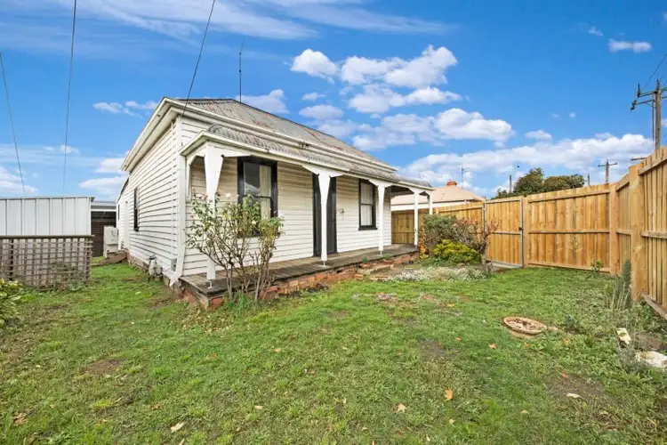 1/719 Skipton Street, Redan VIC 3350