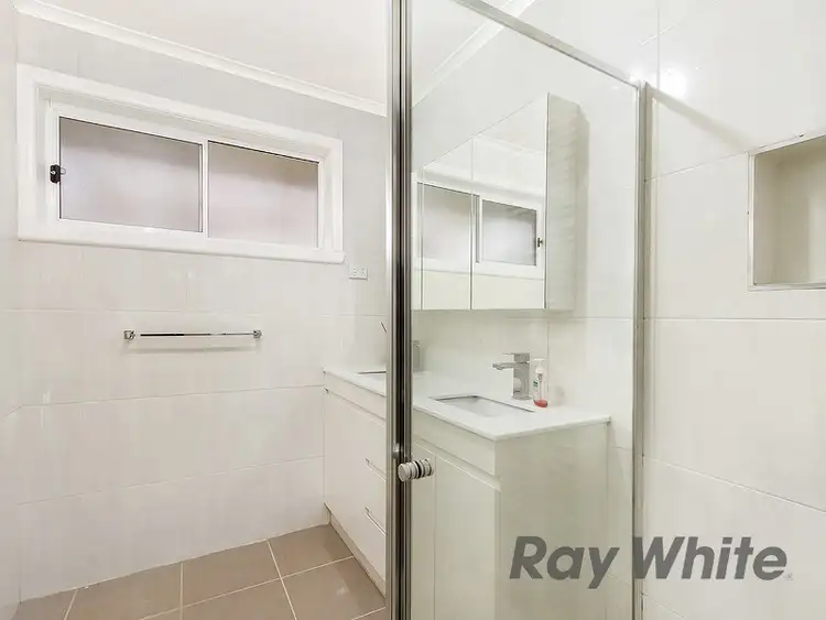 Fifth view of Homely house listing, 3 Diss Court, St Albans VIC 3021
