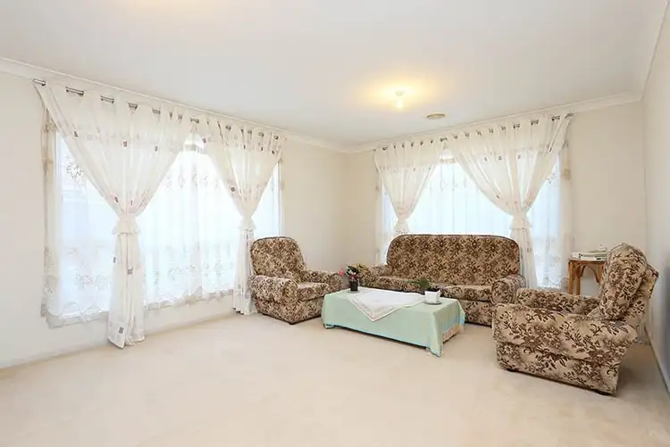 Second view of Homely house listing, 2 Wildwood Place, Tarneit VIC 3029