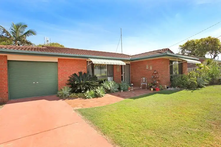 Second view of Homely house listing, 38 Yaringa Avenue, Buddina QLD 4575