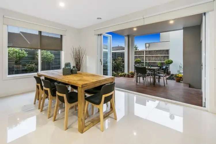Sixth view of Homely townhouse listing, 2/4 Beach Grove, Mornington VIC 3931