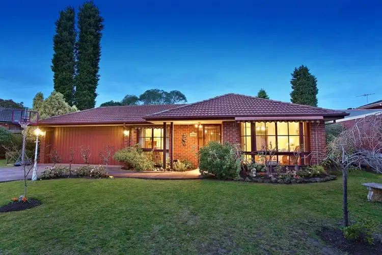 14 Edgewood Court, Wantirna South VIC 3152