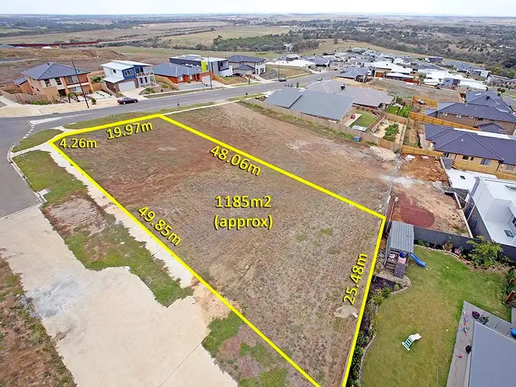 72 Stoneleigh Crescent, Highton VIC 3216