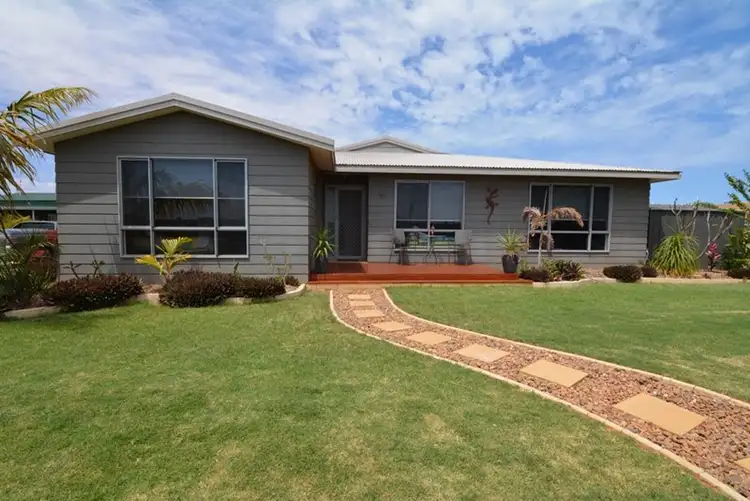 68 Shallcross Street, Carnarvon WA 6701