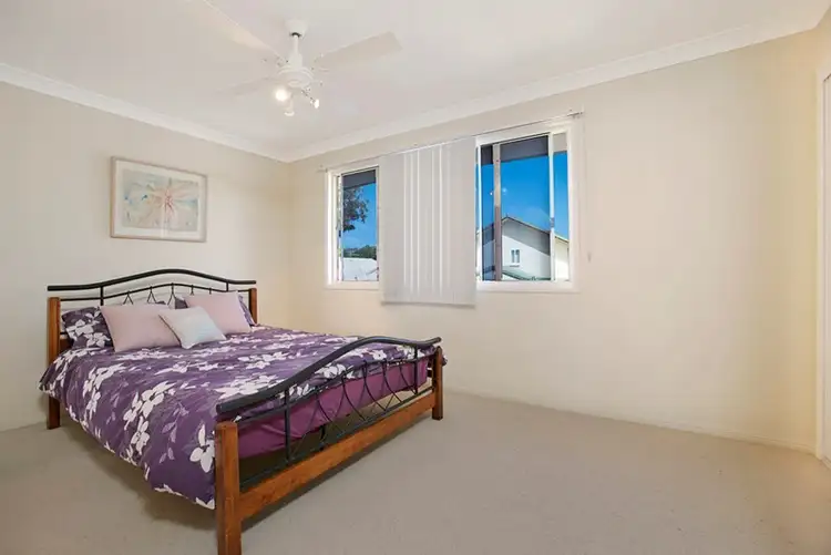 Seventh view of Homely townhouse listing, 4/32 Sorrento Street, Wynnum West QLD 4178