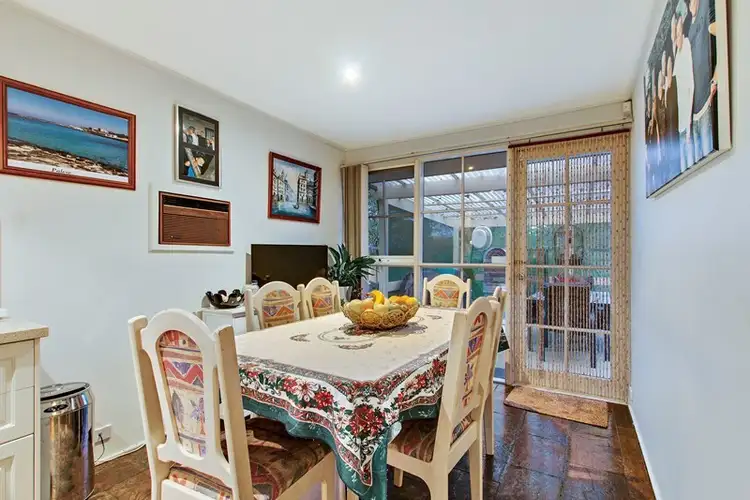 Fifth view of Homely house listing, 6 Hilton Court, Frankston VIC 3199