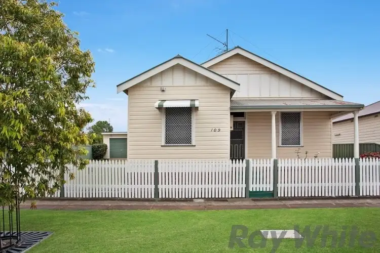 109 George Street, East Maitland NSW 2323