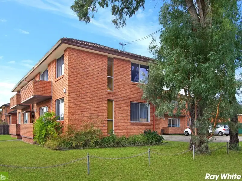 Main view of Homely house listing, 4/23 Prince Edward Drive, Brownsville NSW 2530