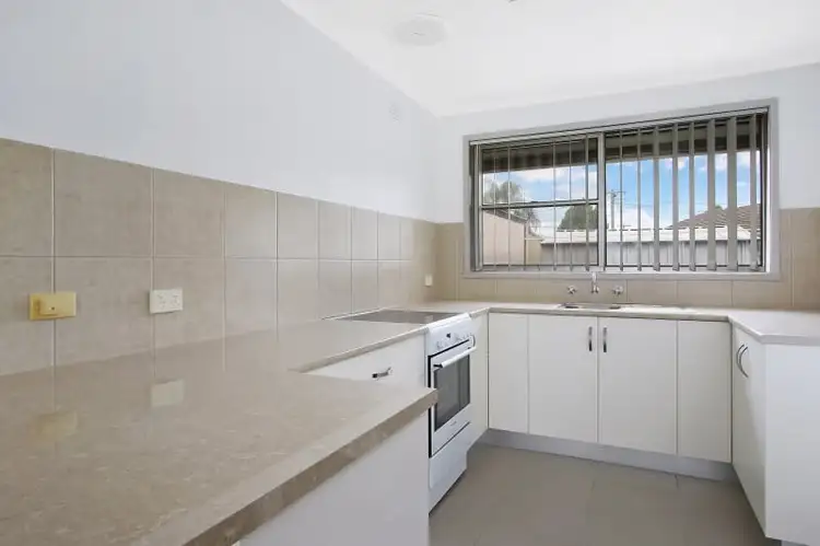 Main view of Homely unit listing, 1/562 Woodbury Court, Lavington NSW 2641