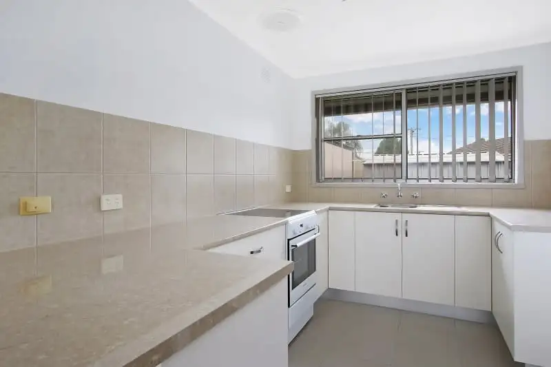 Main view of Homely unit listing, 1/562 Woodbury Court, Lavington NSW 2641