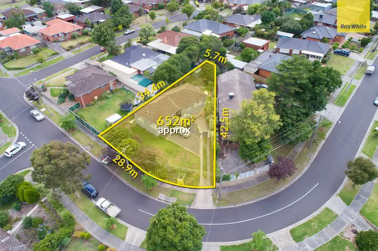 24 Neilsen Crescent, Bundoora VIC 3083
