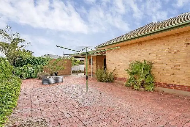 Seventh view of Homely house listing, 2 Lylow Court, Findon SA 5023