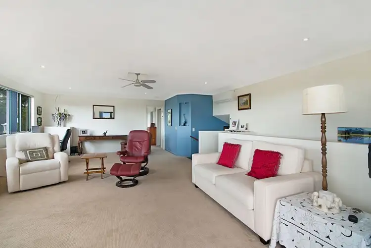 Fifth view of Homely house listing, 9 Paramount Place, Glenning Valley NSW 2261