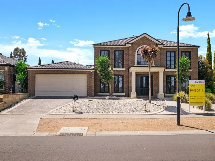 105 Bridgewater Way, Truganina VIC 3029