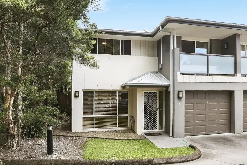 Main view of Homely house listing, 5/5A Burgin Close, Berkeley Vale NSW 2261