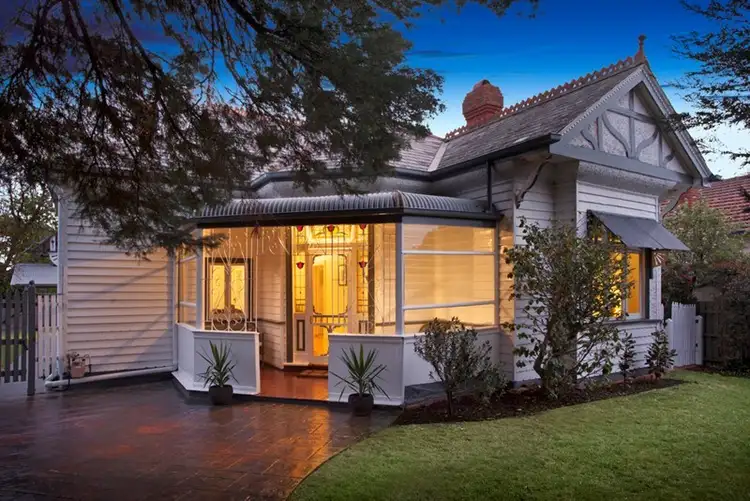 202 Kangaroo Road, Hughesdale VIC 3166