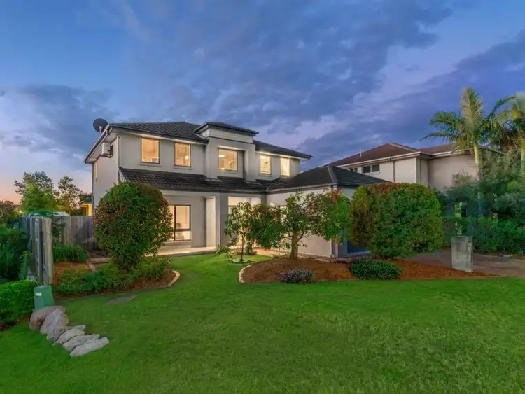31 Hillcroft Place, Belmont QLD 4153