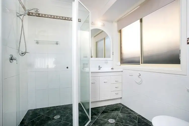 Sixth view of Homely house listing, 3 Sorensen Drive, Figtree NSW 2525