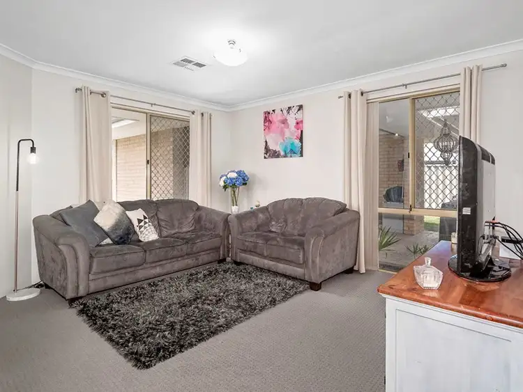 Seventh view of Homely house listing, 4 Cooper Circuit, Mount Tarcoola WA 6530