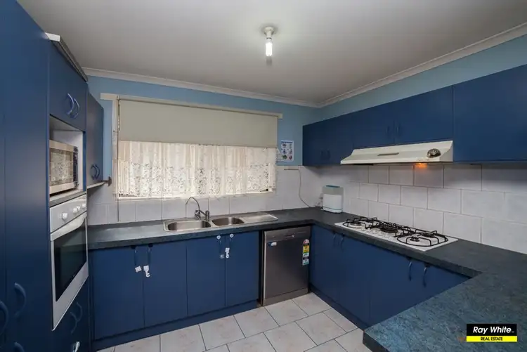 Seventh view of Homely house listing, 7 Elpara Way, Hampton Park VIC 3976