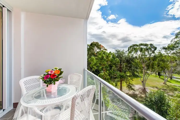 206/4 Saunders Close, Macquarie Park NSW 2113