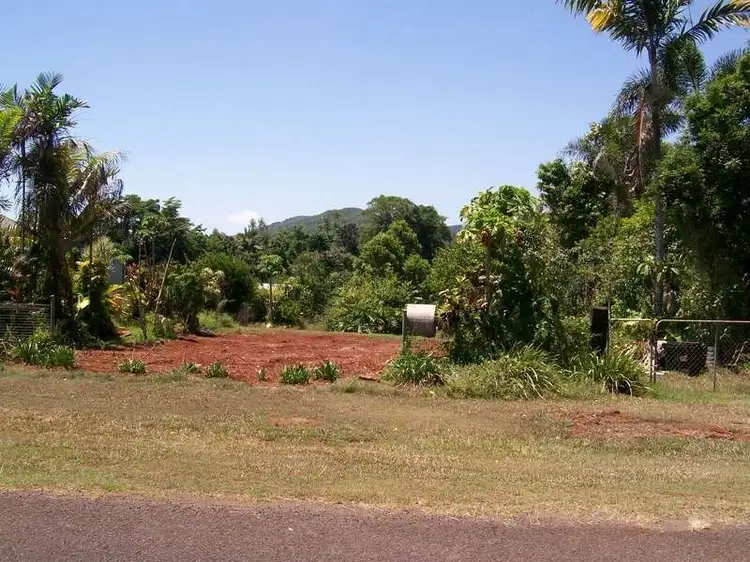 17 Henderson Street, South Johnstone QLD 4859