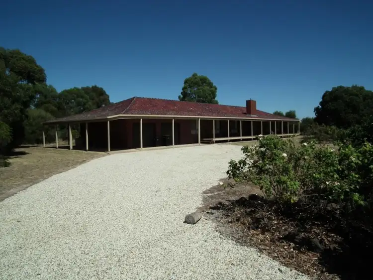 19 Racecourse Road, Nagambie VIC 3608