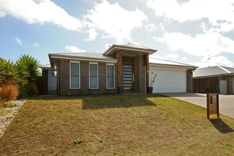 21 Kurrawa Crescent, Glenvale QLD 4350