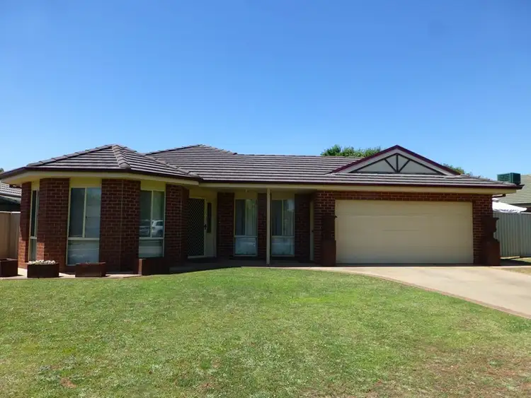 11 Sunrise Avenue, Moama NSW 2731