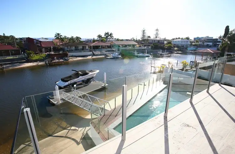 Second view of Homely house listing, 18 The Lido, Isle Of Capri QLD 4217